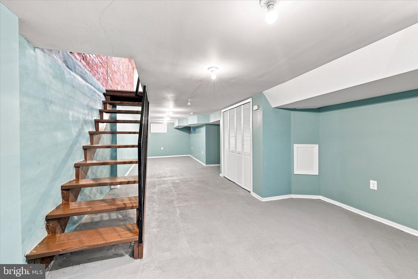 135 N Millick Street photo 11