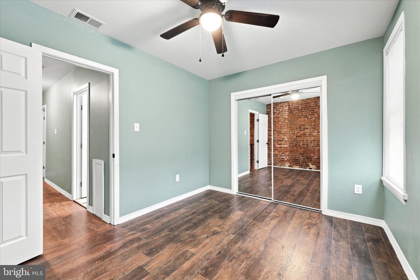 135 N Millick Street photo 22