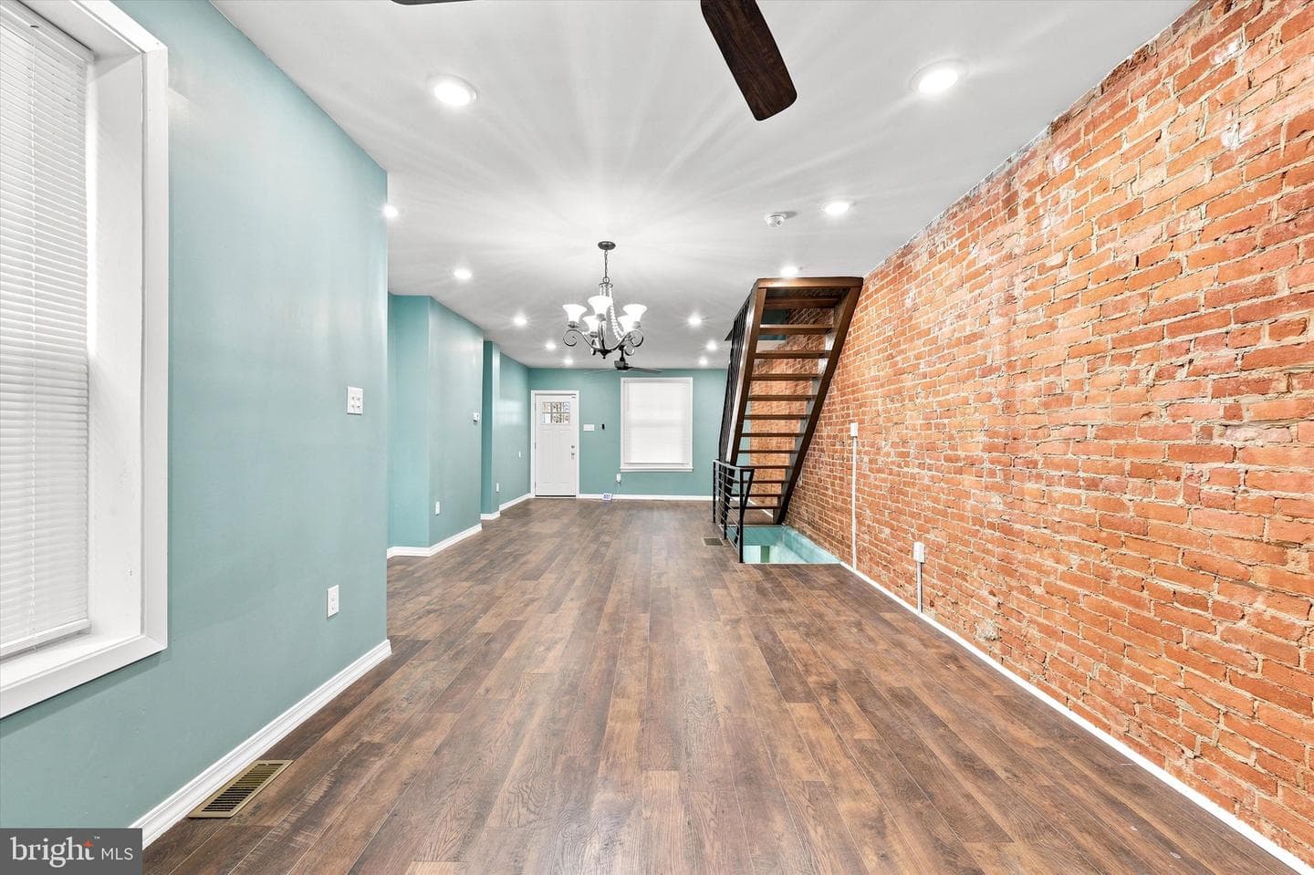 135 N Millick Street photo 7