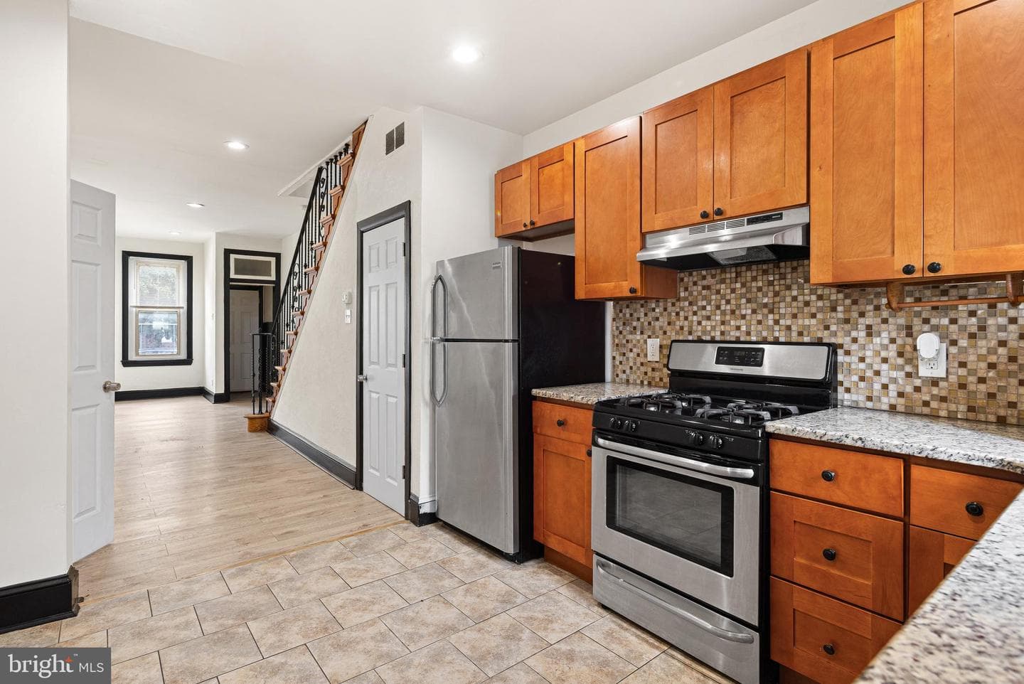 3044 Almond Street photo 5