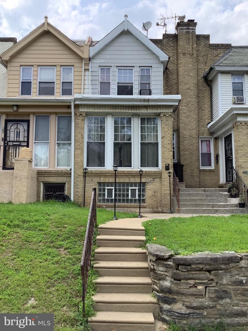 561 W Abbottsford Avenue, Philadelphia