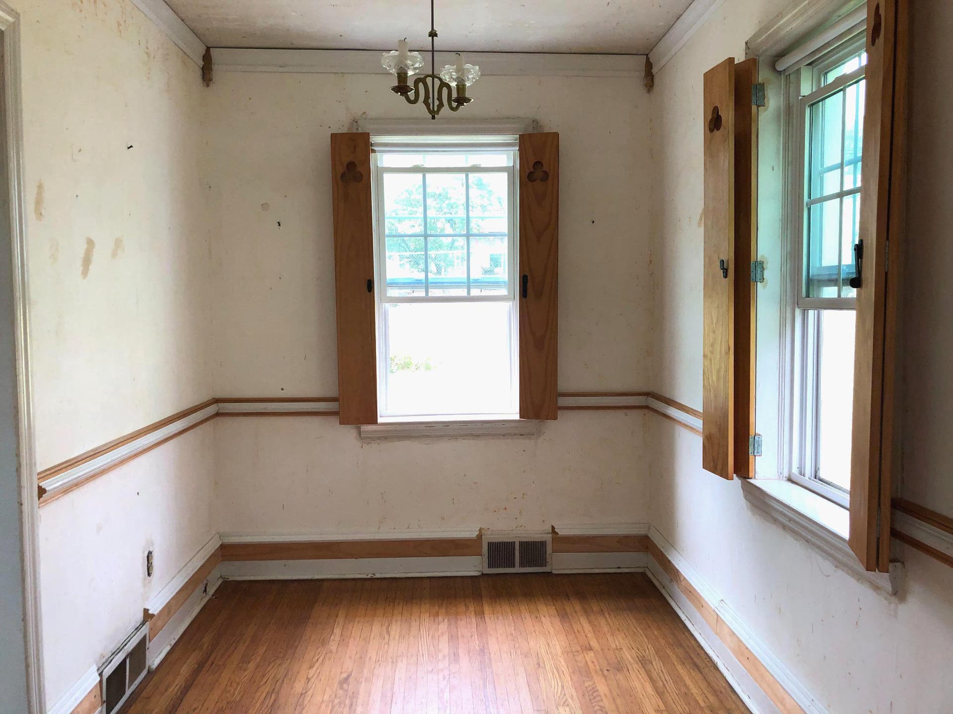 8612 Lykens Lane, Philadelphia