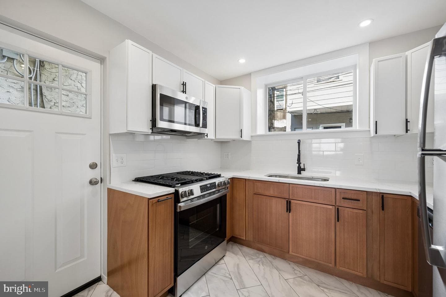 2602 S 10th Street photo 8