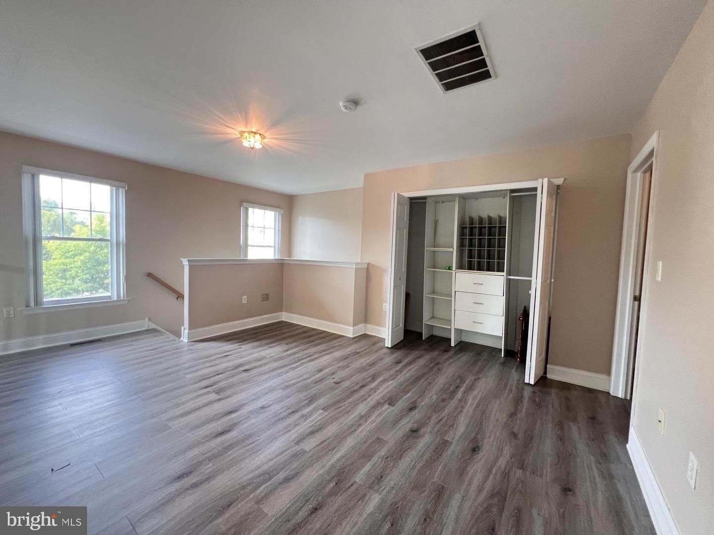 540 Easy Street #t91 photo 23