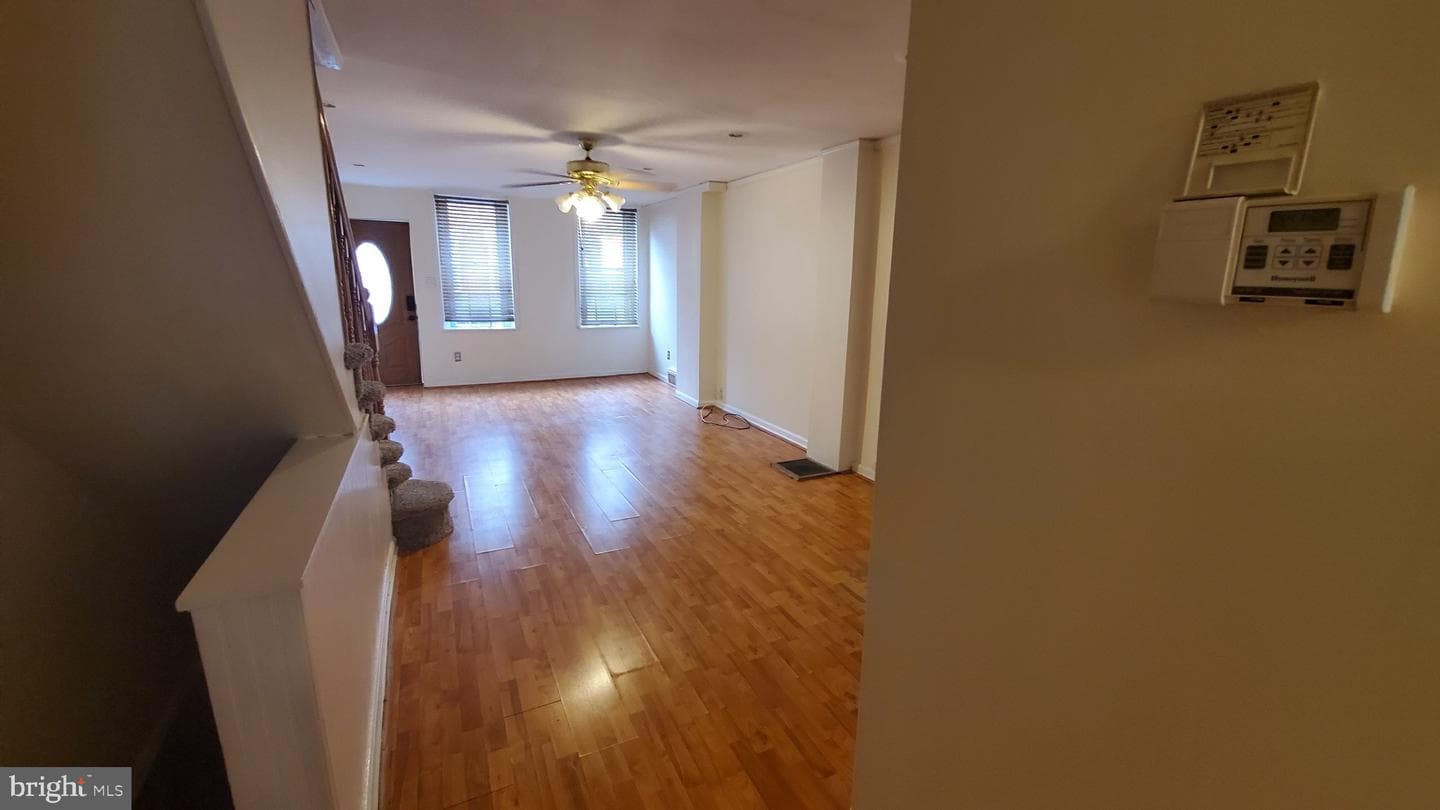 326 Daly Street photo 3