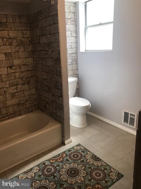 326 Daly Street photo 8