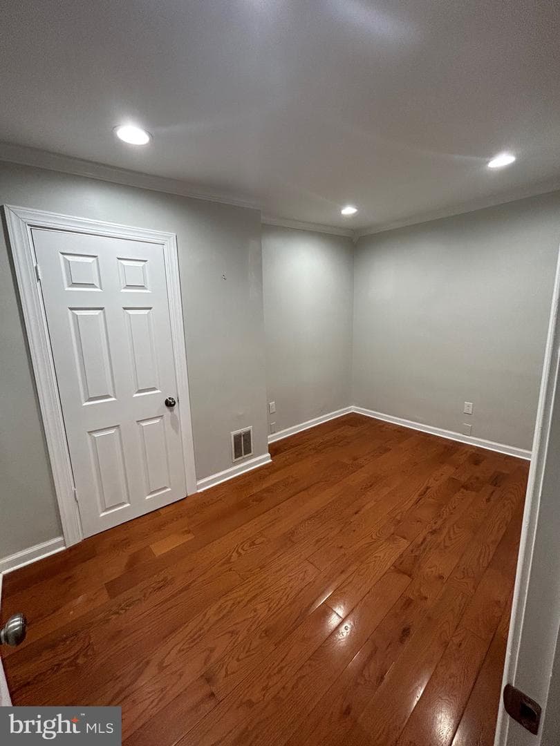 1502 E Berks photo 8