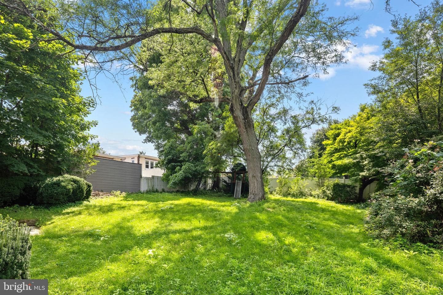 6348 Henry Avenue photo 30