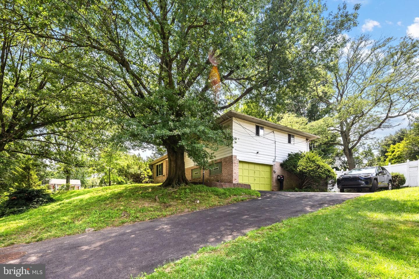 6348 Henry Avenue photo 34