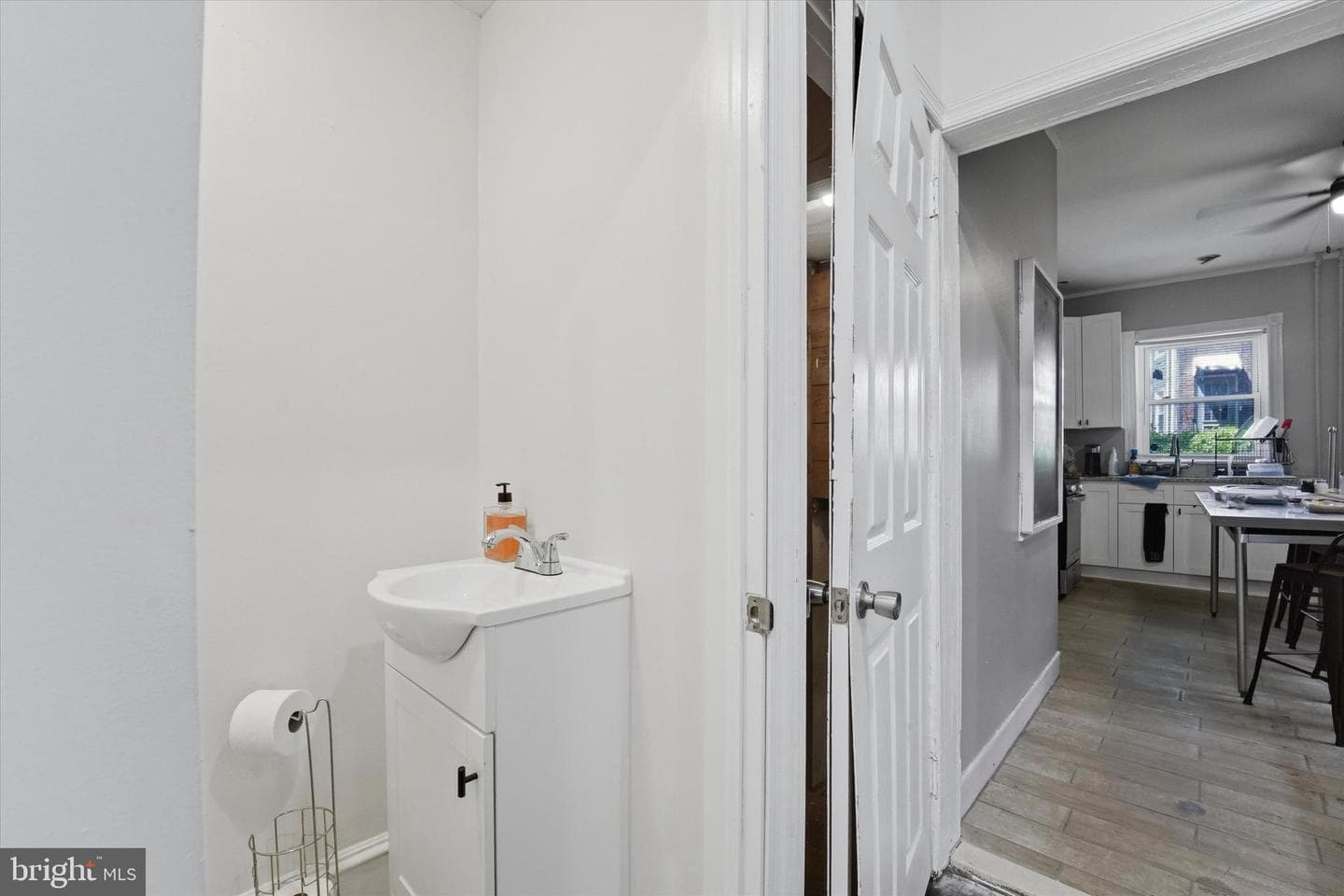 31 W Rockland Street photo 11