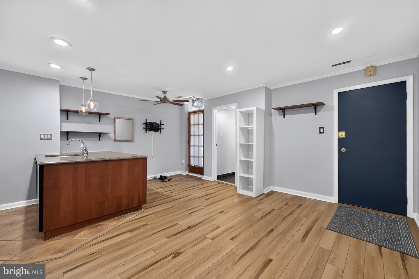 1828 Green Street #2f photo 3