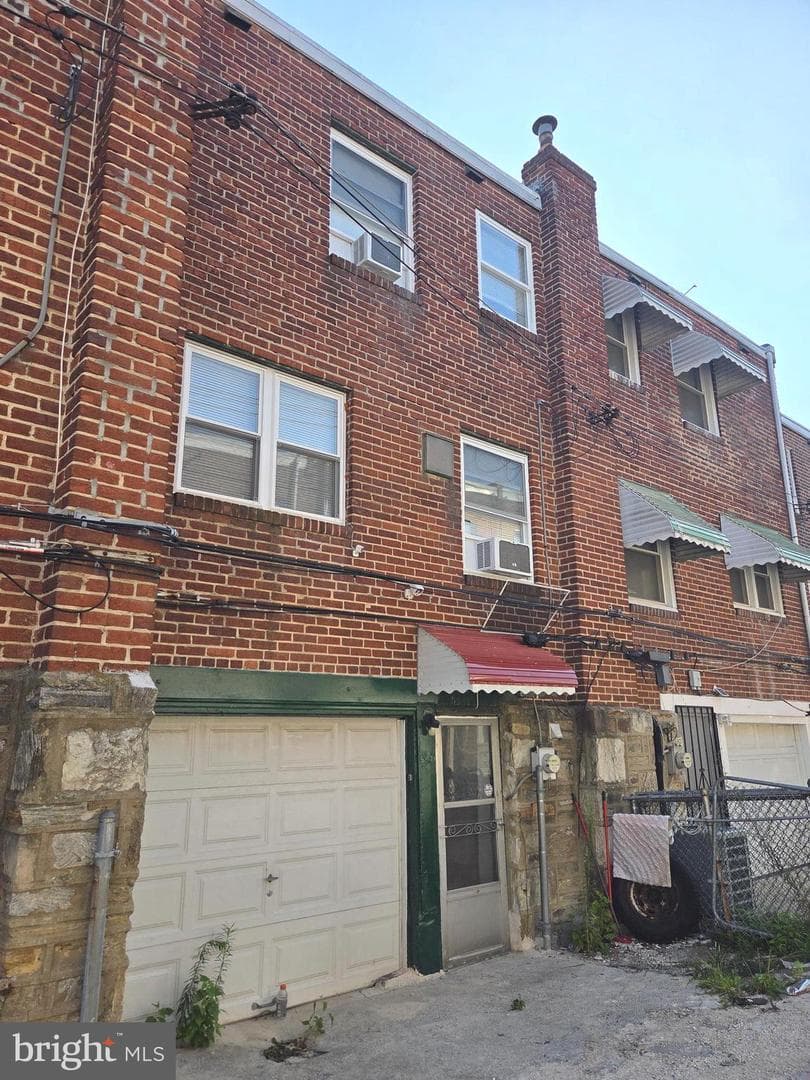 5841 Oxford Avenue photo 33