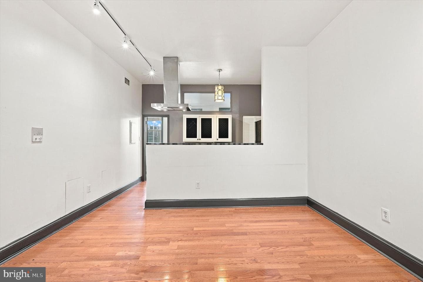 1914 Fairmount Avenue #2 photo 3