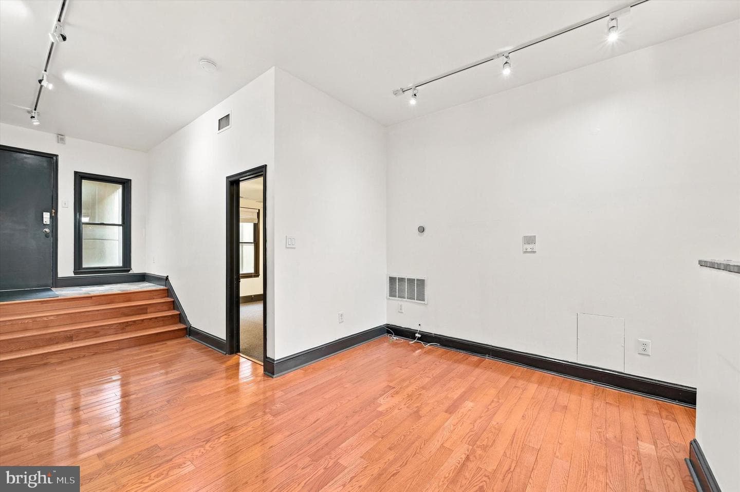 1914 Fairmount Avenue #2 photo 5