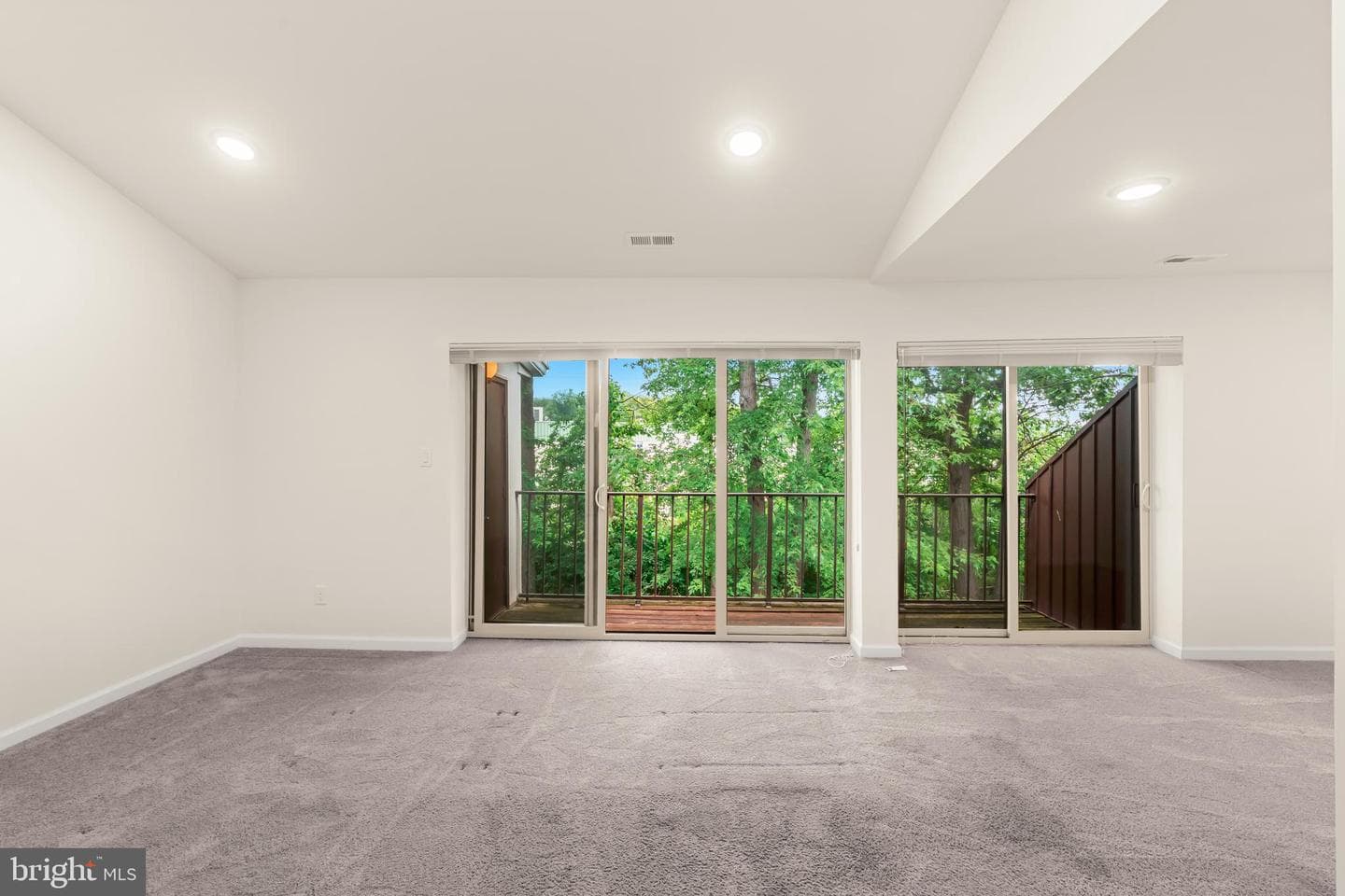 301 Byberry Road #f15 photo 8
