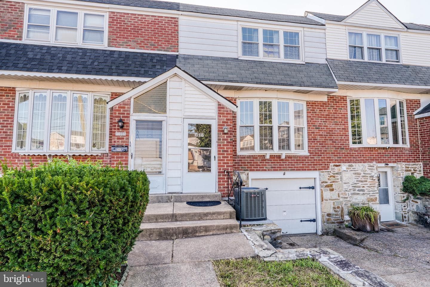 10916 Modena Place, Philadelphia