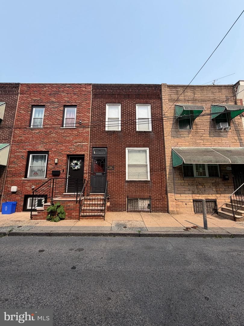 2049 S Beechwood Street photo 25