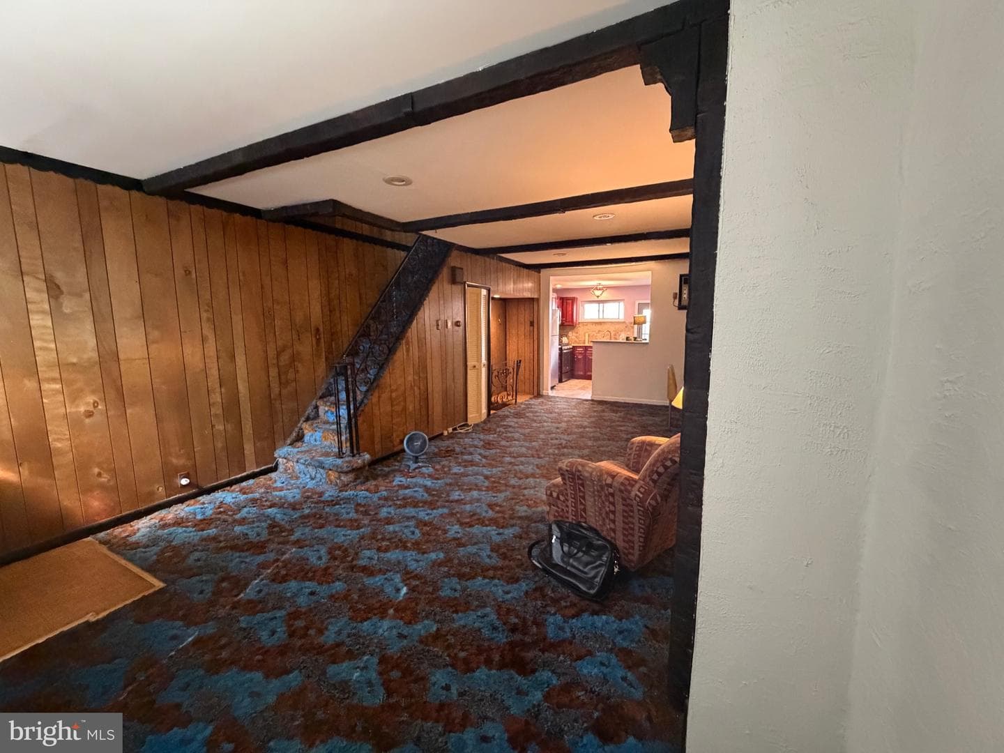 2049 S Beechwood Street photo 4