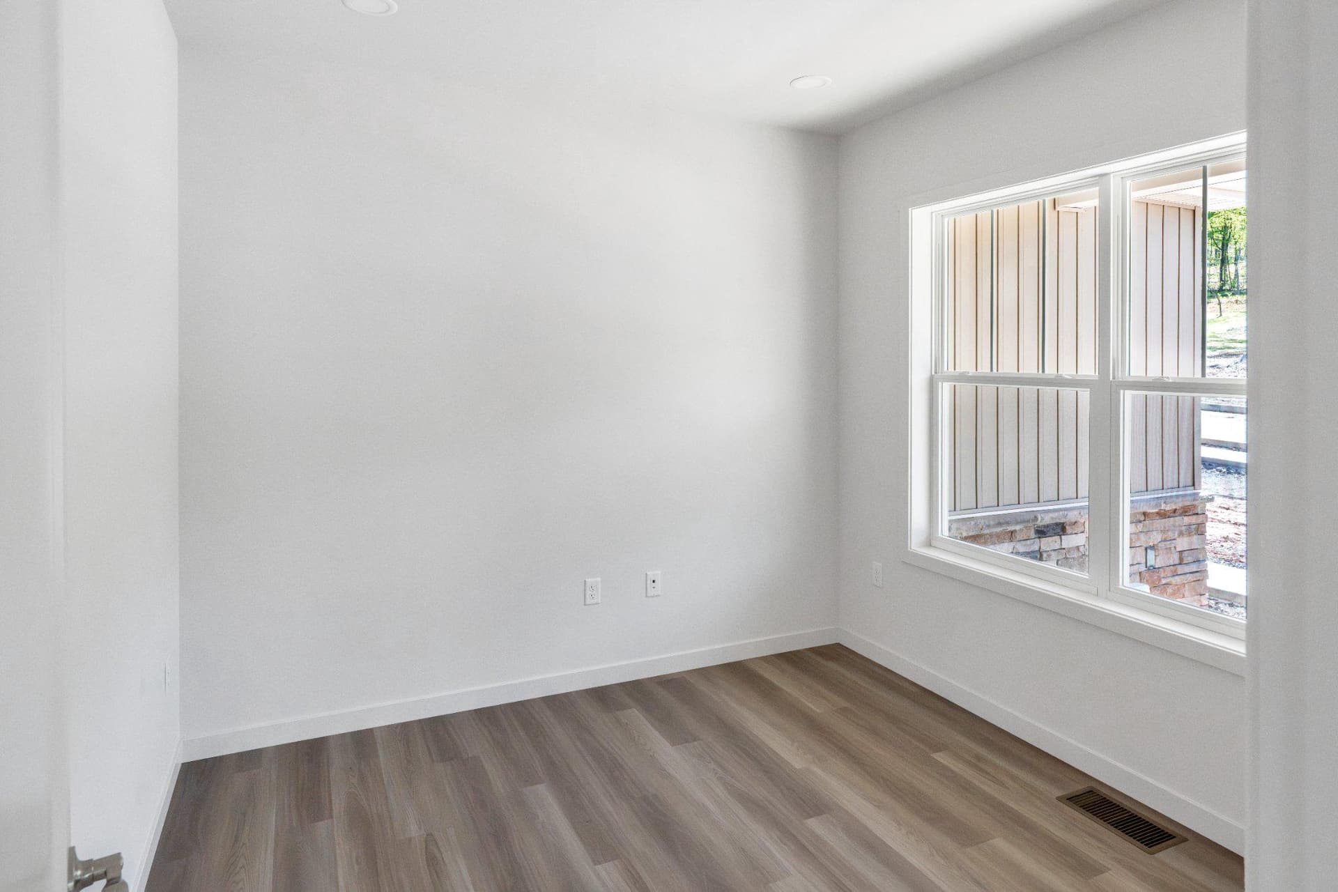 183 Morleton Avenue photo 10
