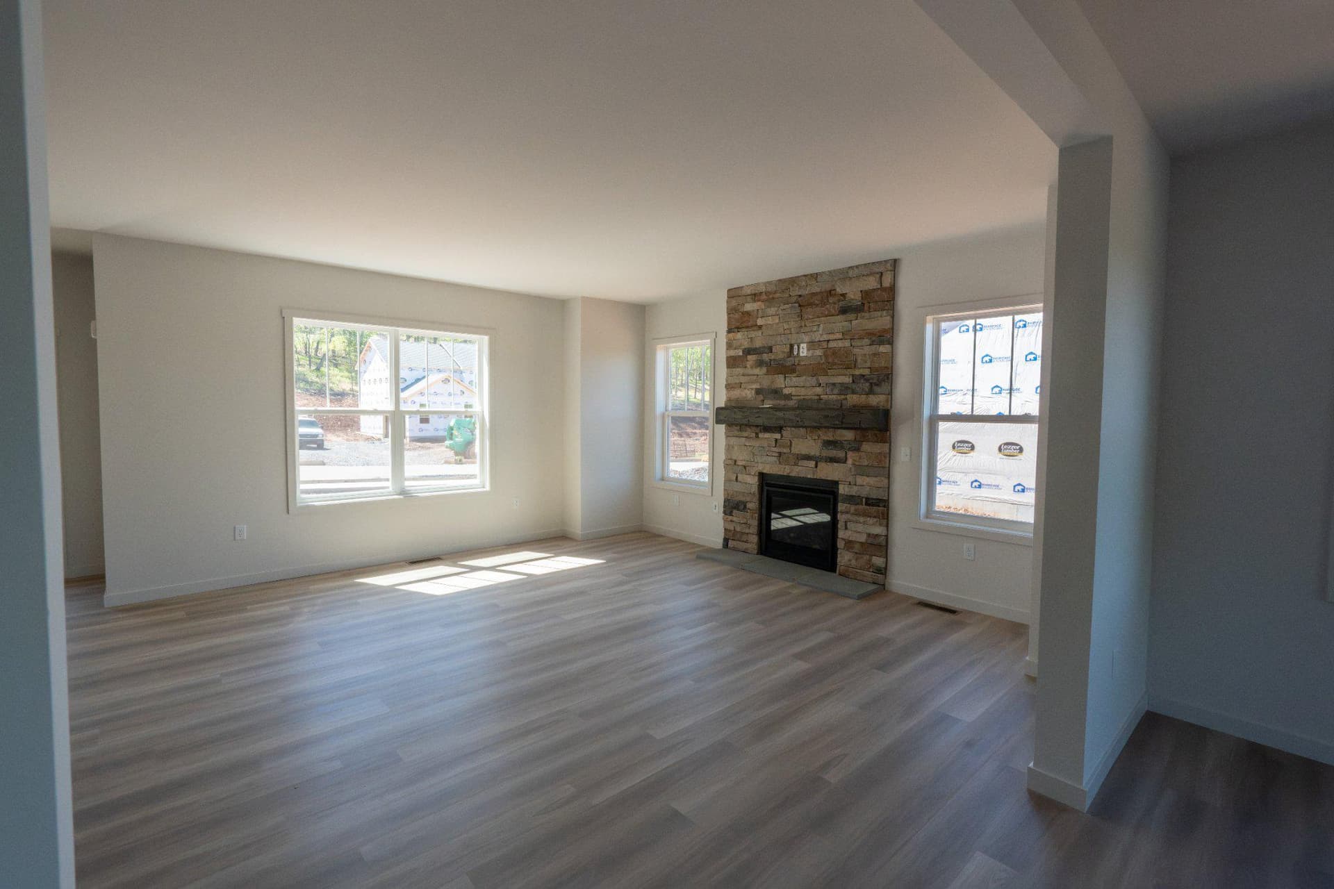 183 Morleton Avenue photo 9