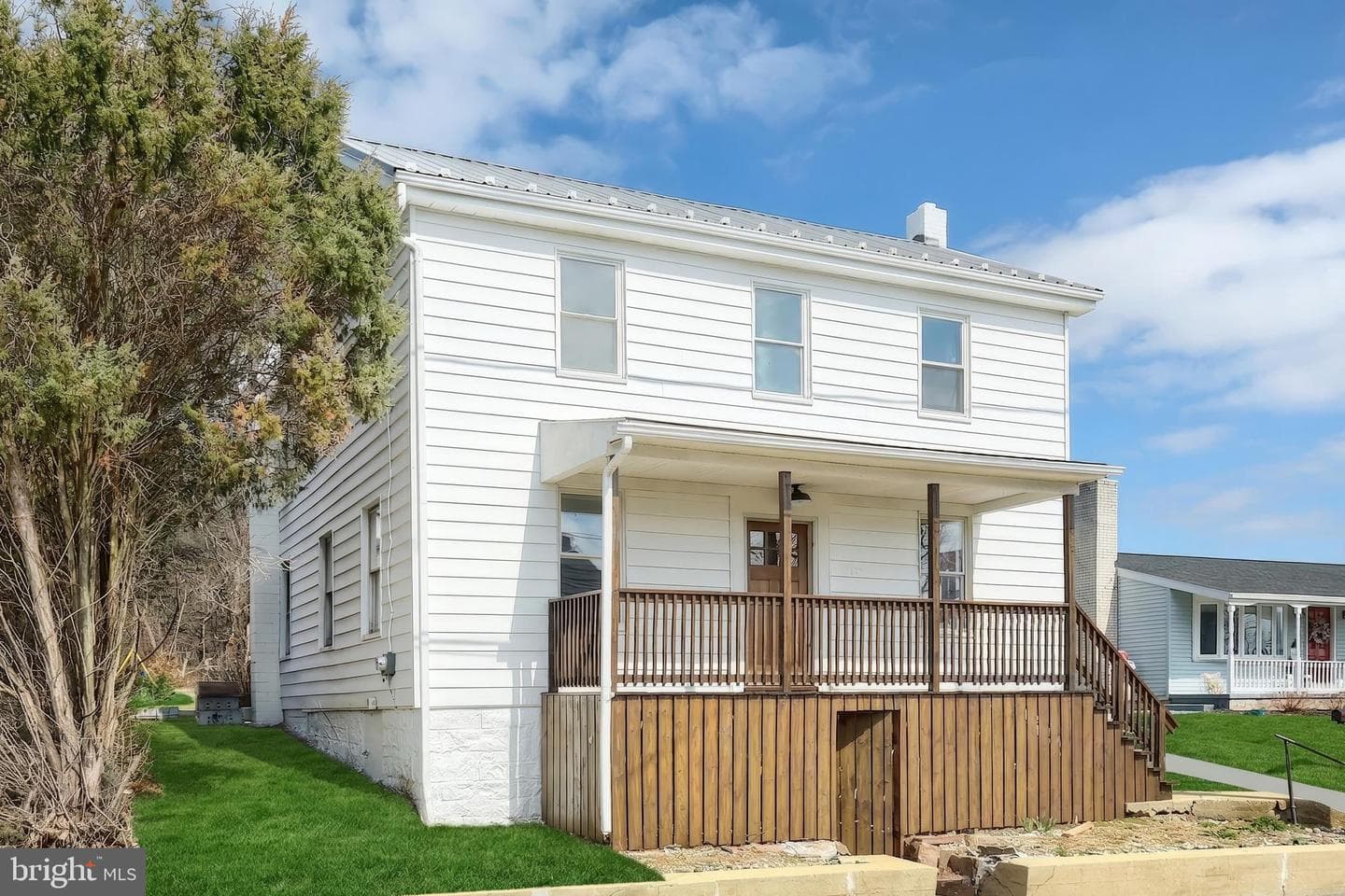 433 Valley Street photo 2