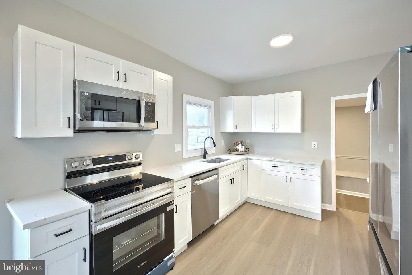 433 Valley Street photo 21