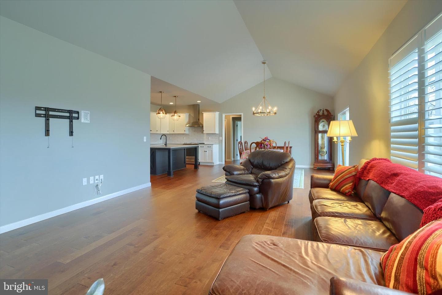 207 Rockville Blvd photo 19