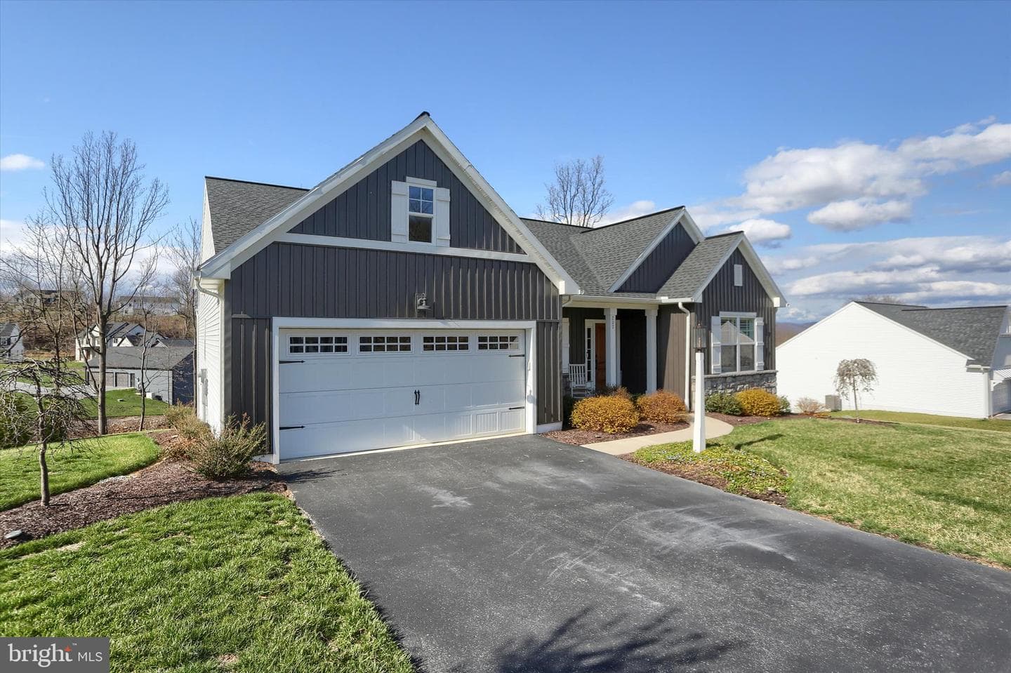 207 Rockville Blvd photo 2