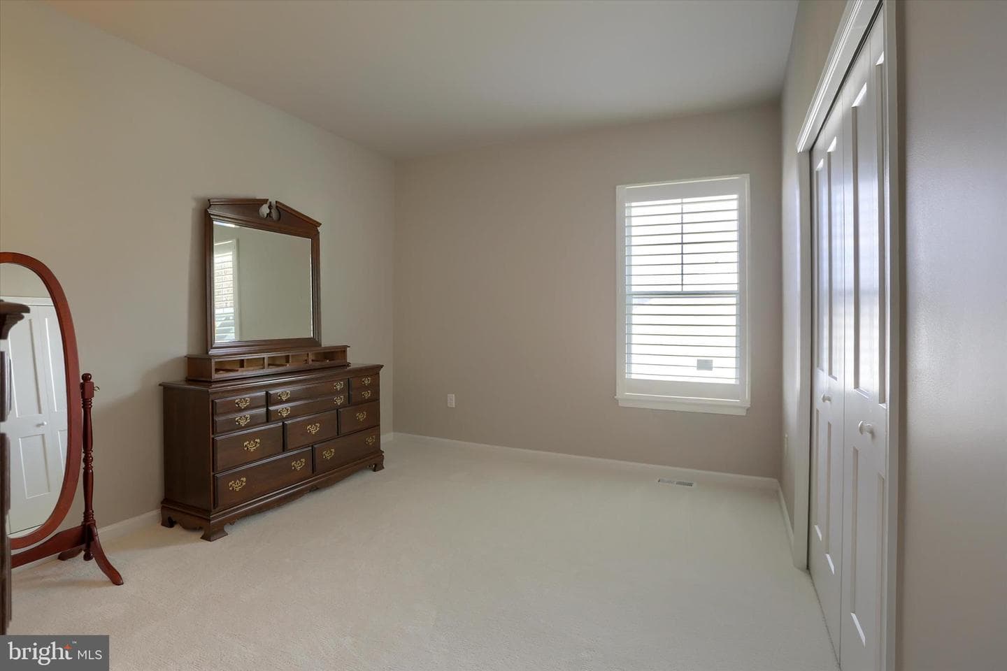 207 Rockville Blvd photo 25