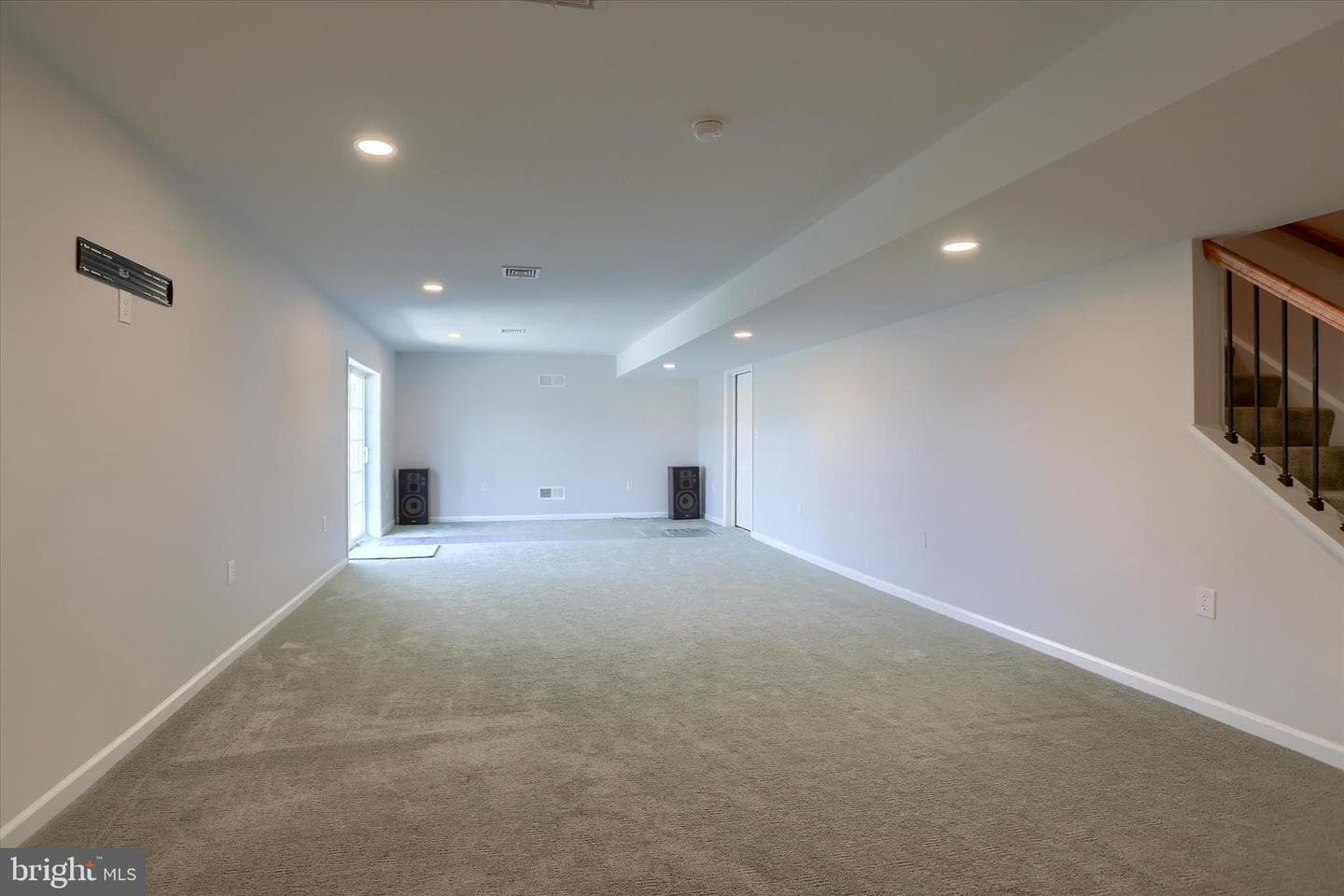 207 Rockville Blvd photo 32