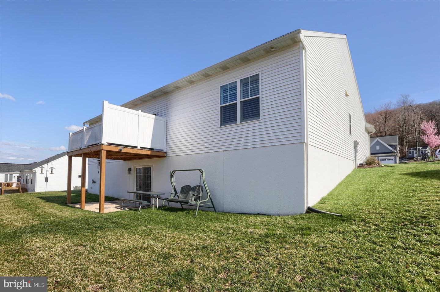 207 Rockville Blvd photo 36