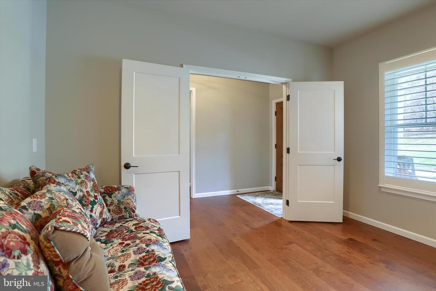 207 Rockville Blvd photo 8