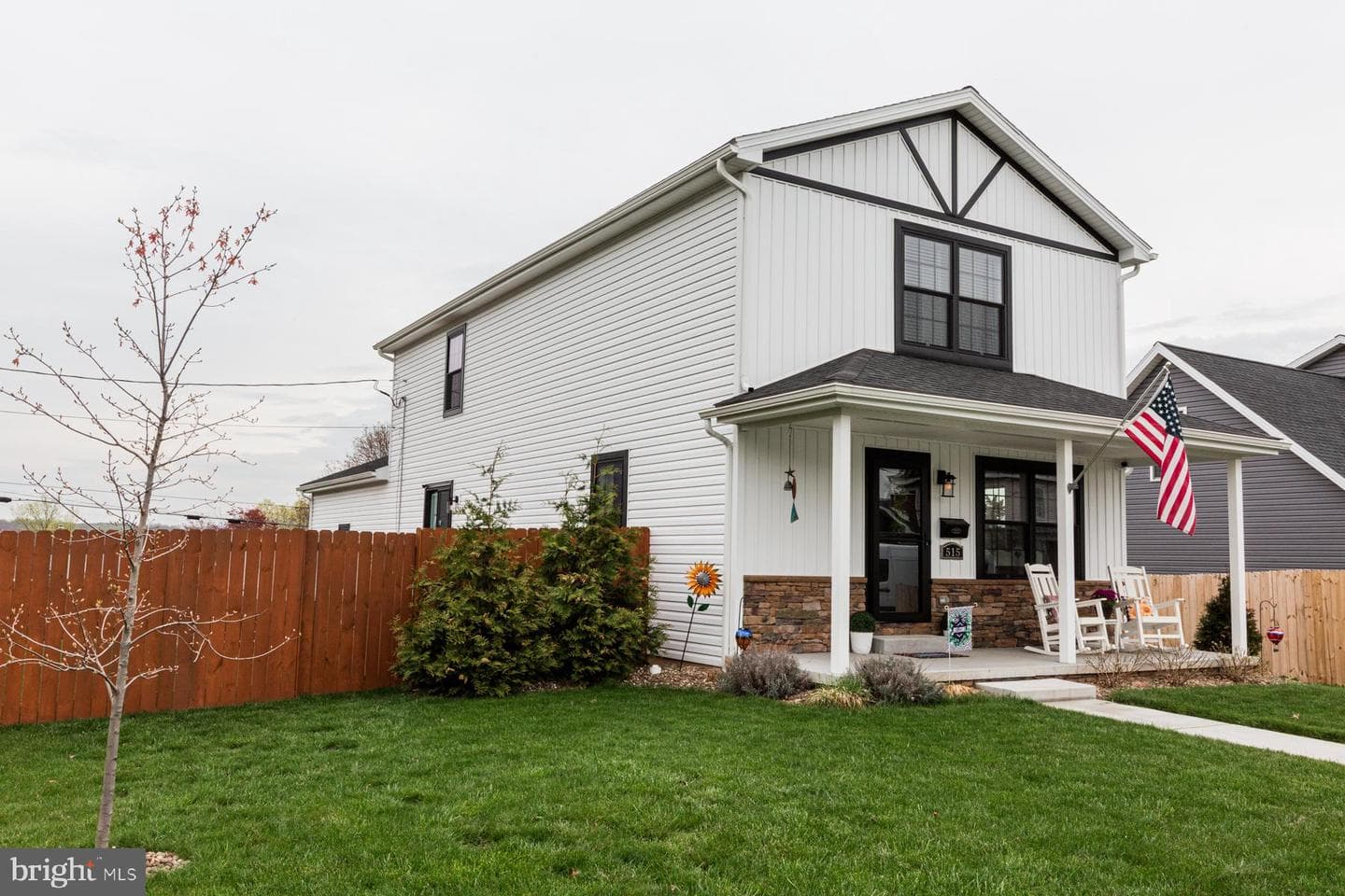 515 Maple Avenue photo 3
