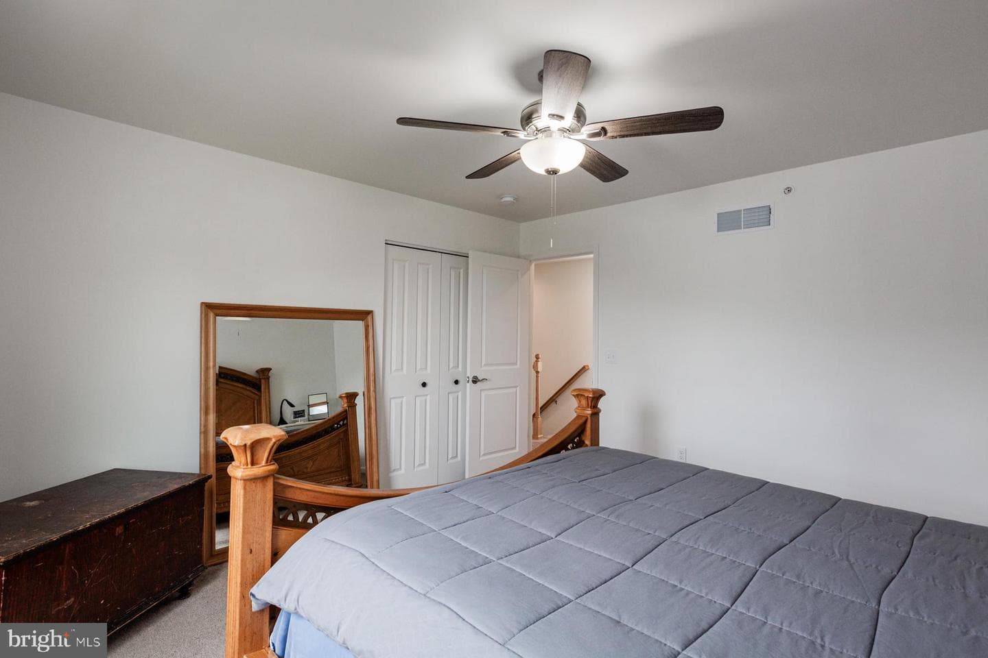 515 Maple Avenue photo 74