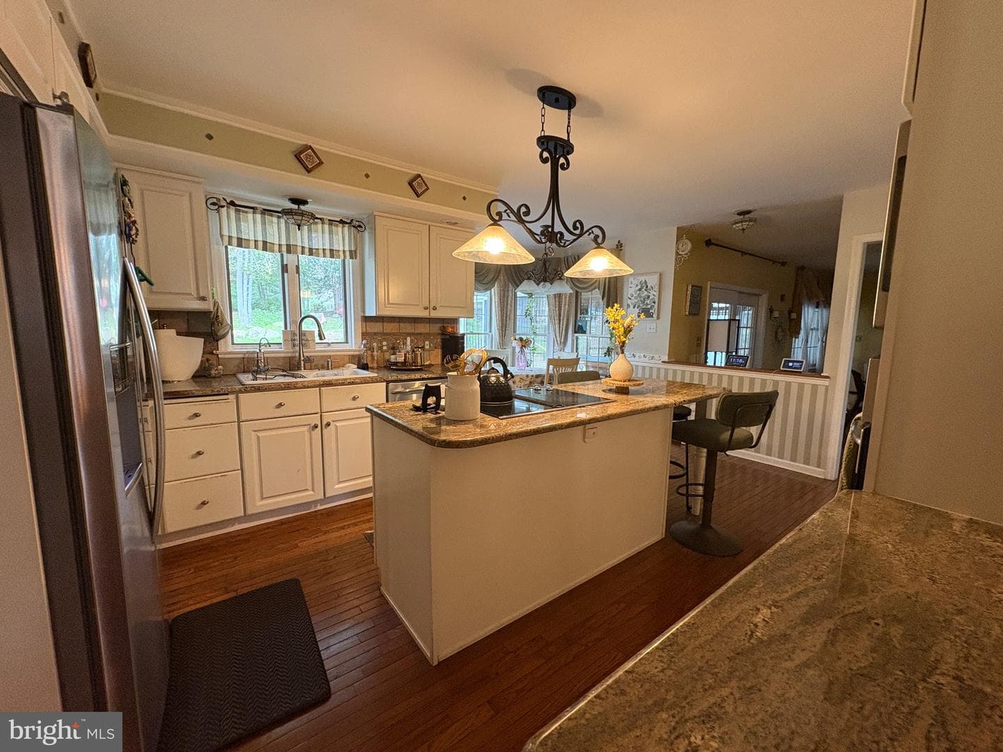 202 Norwegian Woods Drive photo 3