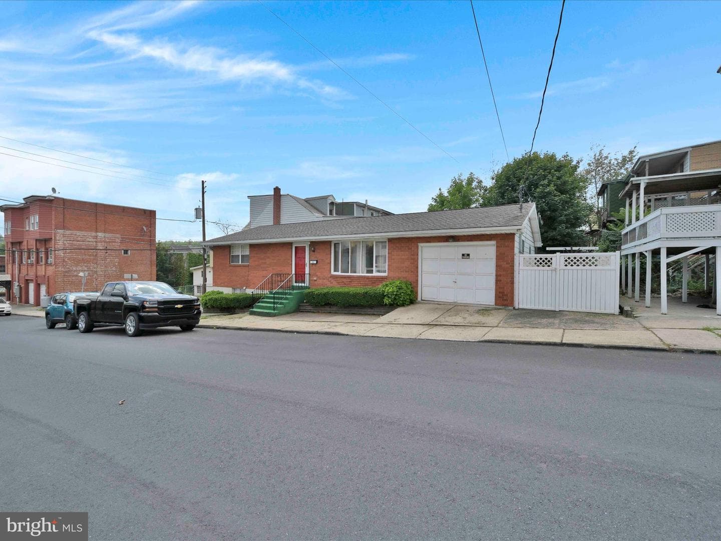 22 W Cherry Street photo 4