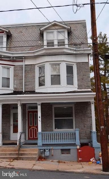1344 W Norwegian Street