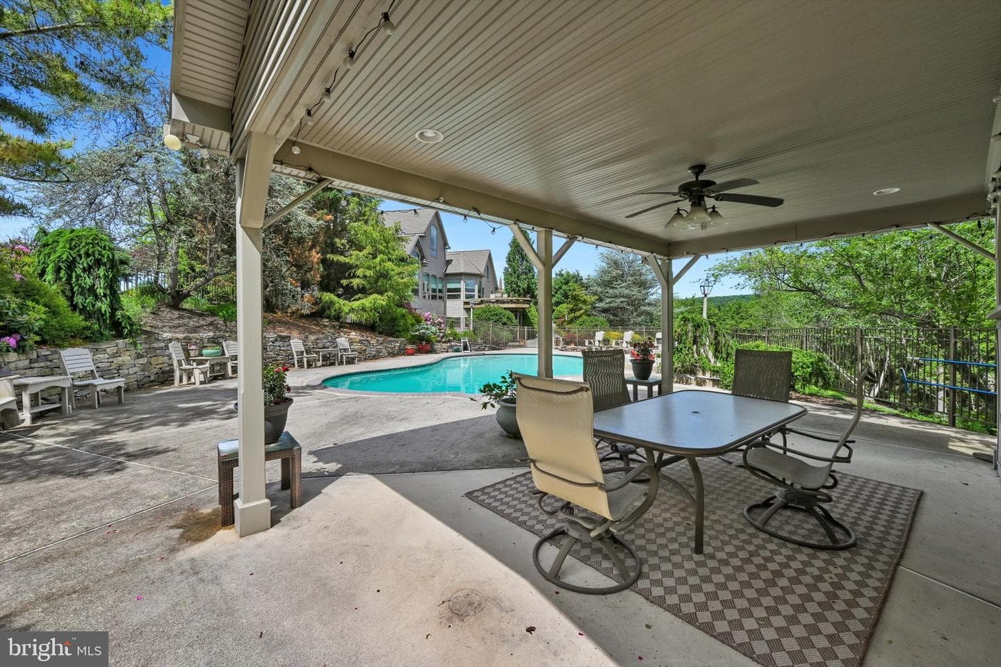 1161 Sunset Dr photo 112