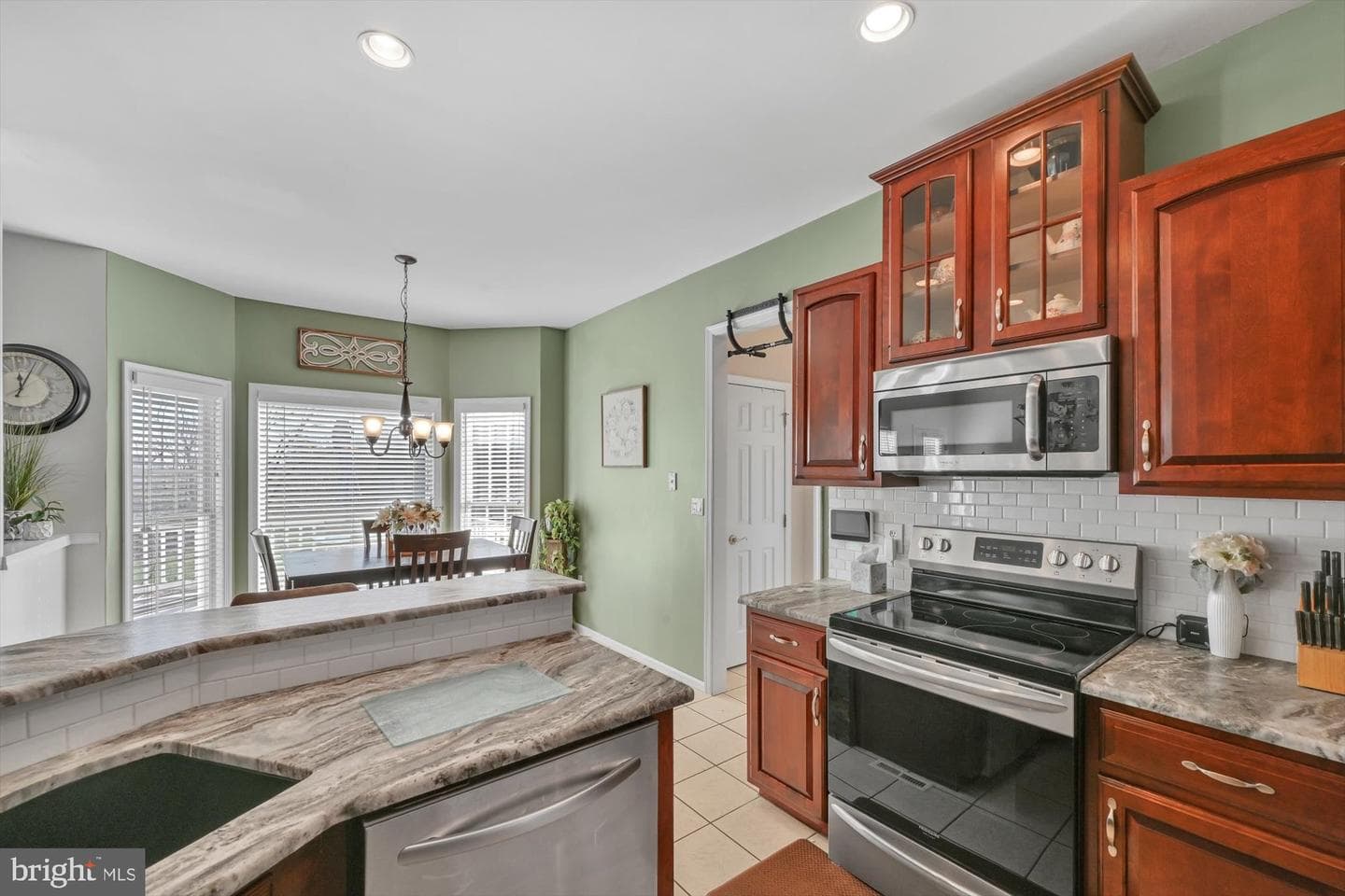 6 Jackson Road photo 3