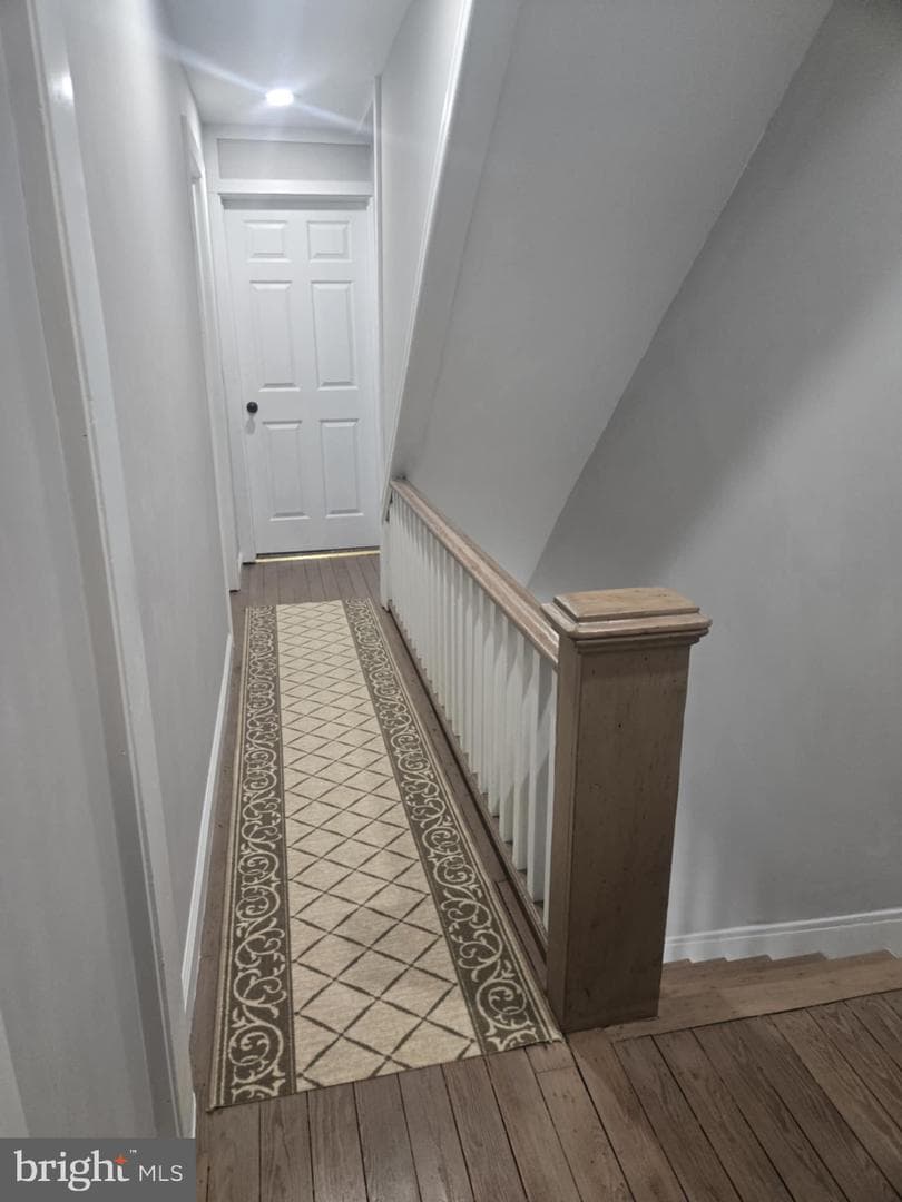 1103 W Market Street photo 54