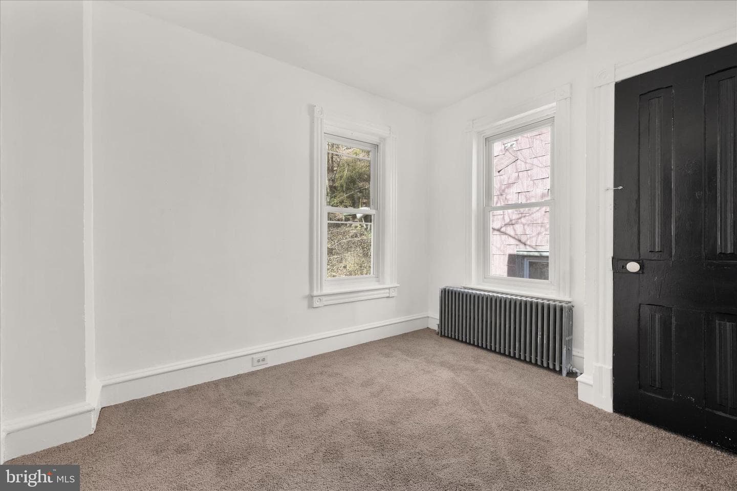 621 N Centre Street photo 12