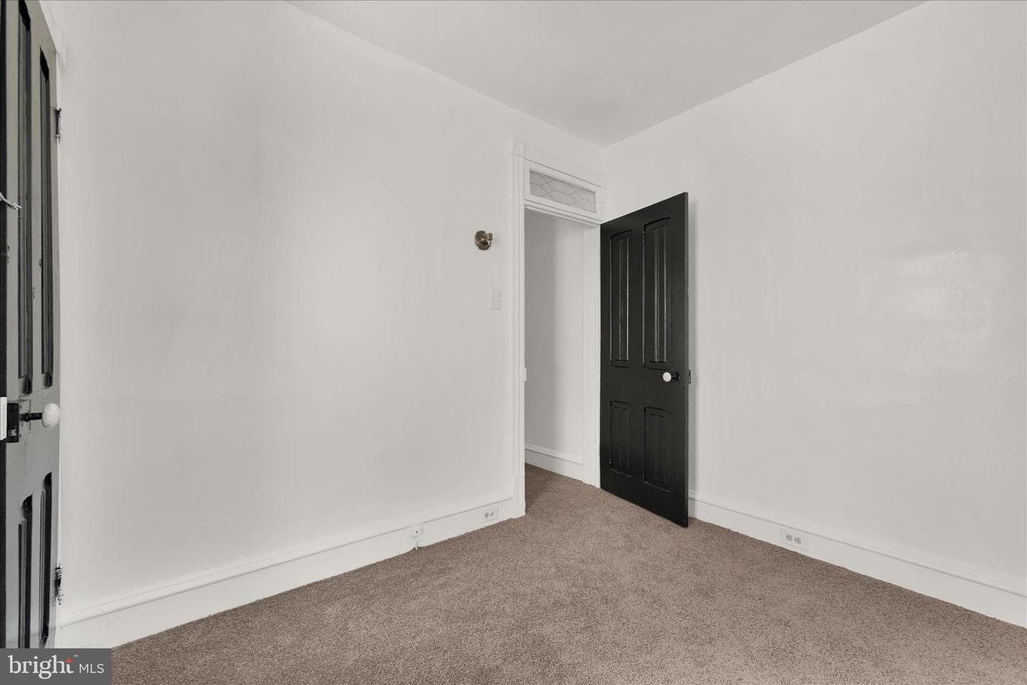 621 N Centre Street photo 13