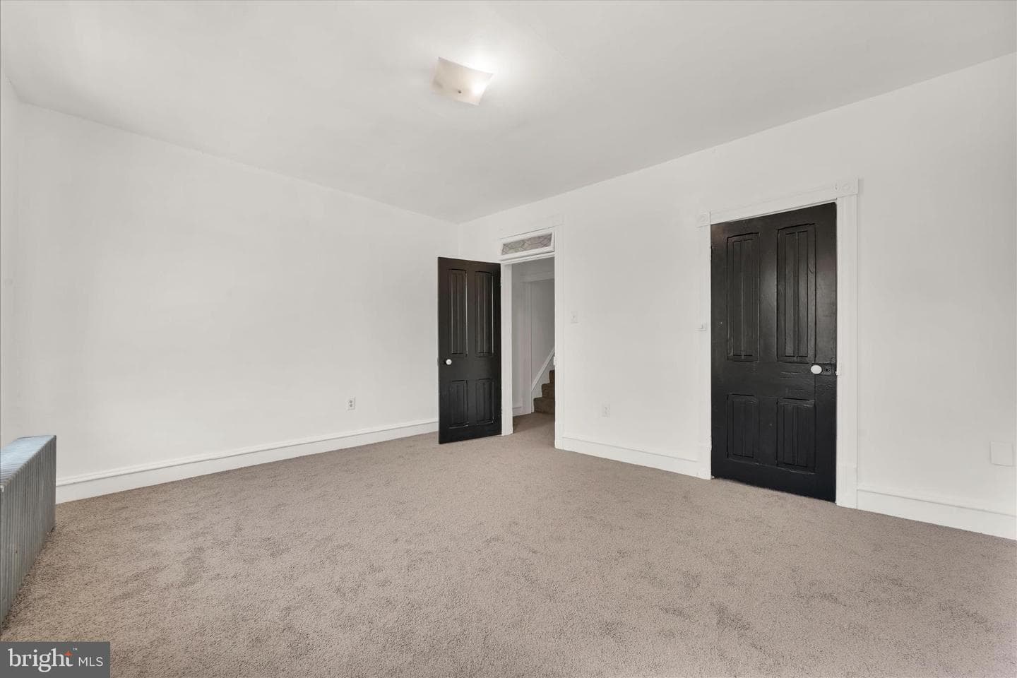 621 N Centre Street photo 19