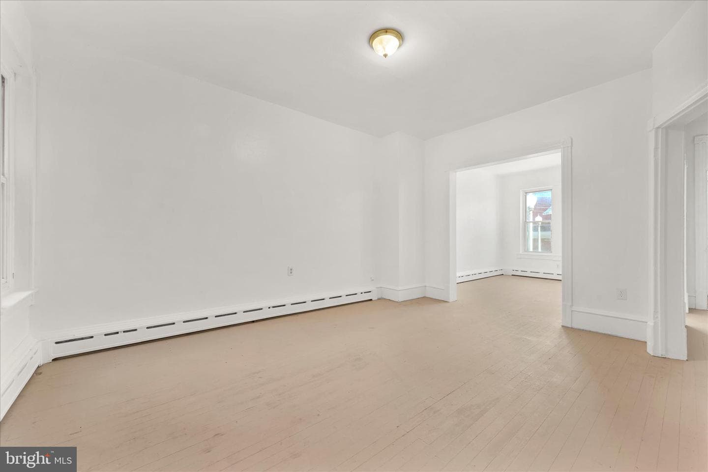 621 N Centre Street photo 7