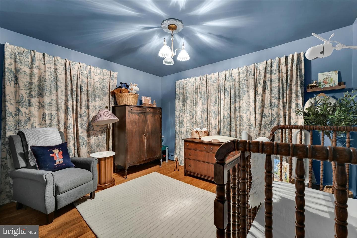 412 E Bacon Street photo 12