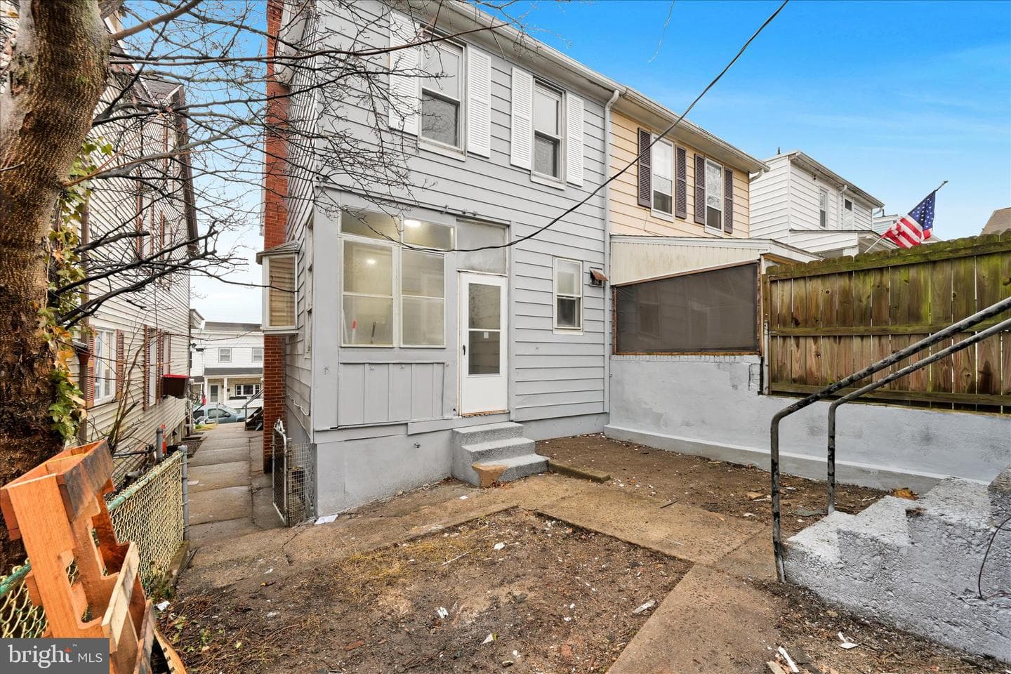 320 Spring Garden Street photo 27