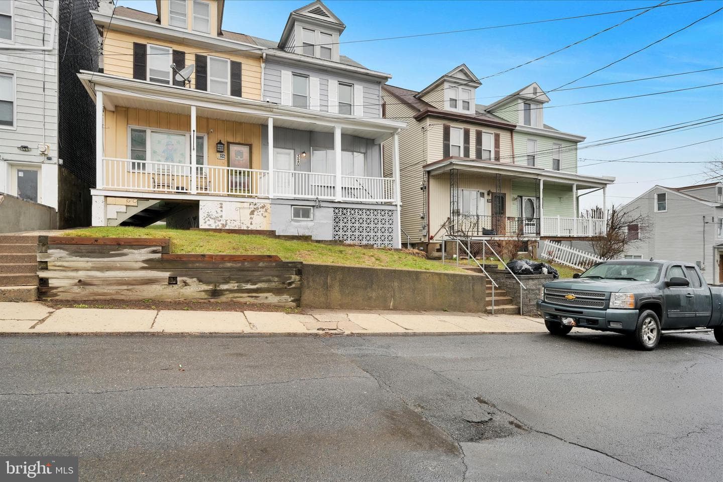 320 Spring Garden Street photo 3