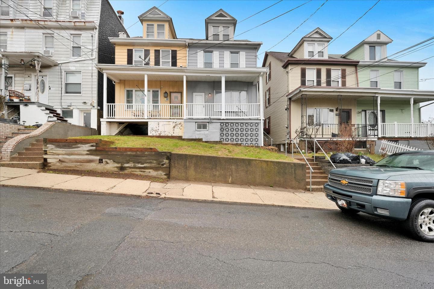 320 Spring Garden Street photo 5