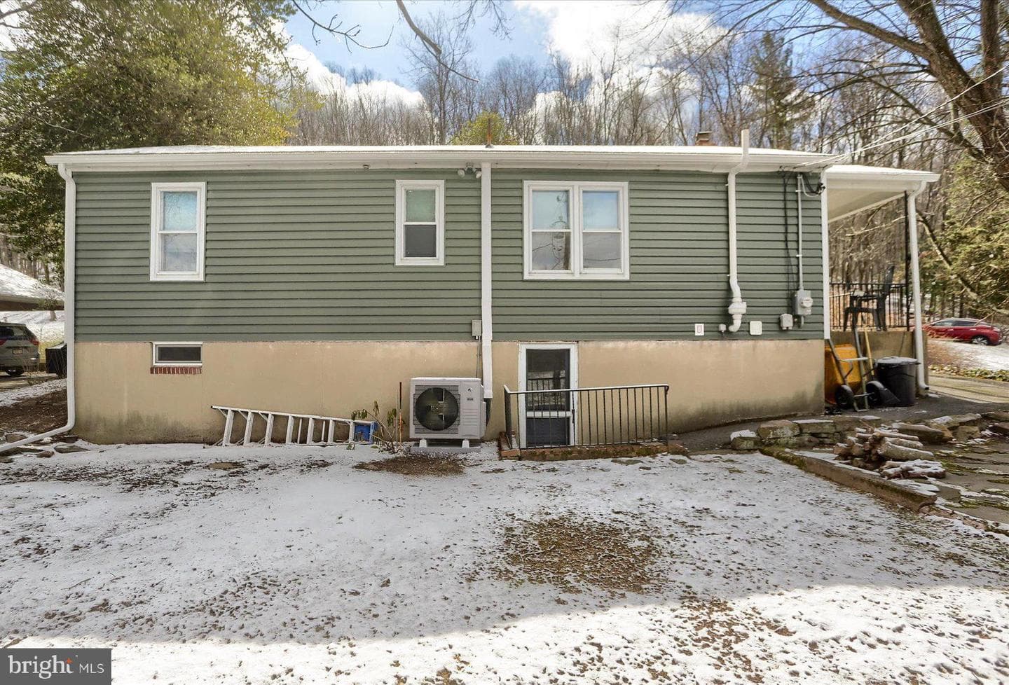 144 Mahantongo Drive photo 35