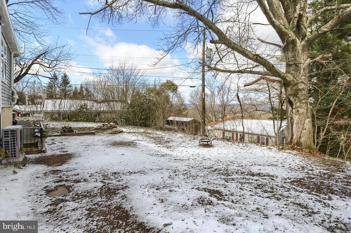 144 Mahantongo Drive photo 37
